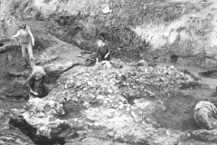 Batsford Furnace, excavating the phase 2 furnace: photo B. Herbert