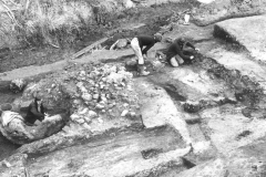 Batsford Furnace, excavating the phase 2 furnace: photo B. Herbert