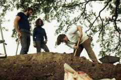 Excavating: photo A. Chatwin