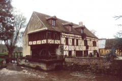 Le Moulin du Fourneau, north of Beauvais