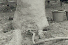 The bloomery furnace with air pipe inserted
