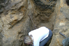 Little Furnace Wood, Apr 2006, Excavating the ditch: photo J. Hodgkinson