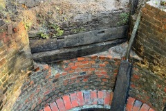 Timbers supporting the loading platform