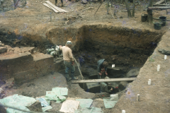 Excavating the gun casting pit: photo D. Meades